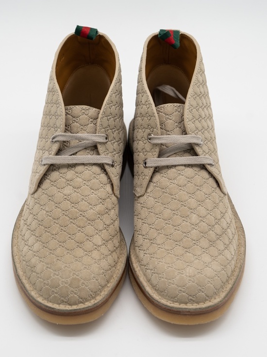 Gucci GG Suede Desert Boots Embossed Oatmeal Mens size 10G 10.5 US